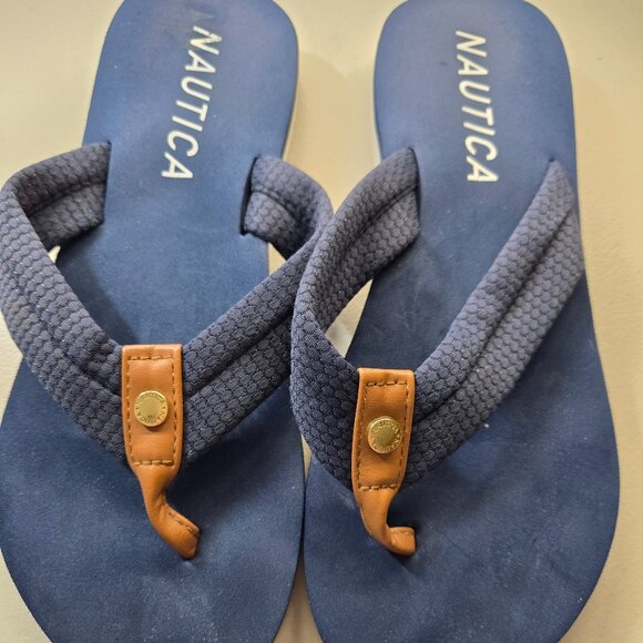 Women's Nautica Flip Flops - Picture 1 of 7